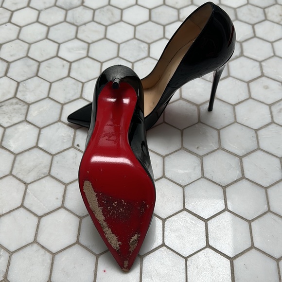 Christian Louboutin So Kate 120 Patent heels. Size 38 - Picture 5 of 8